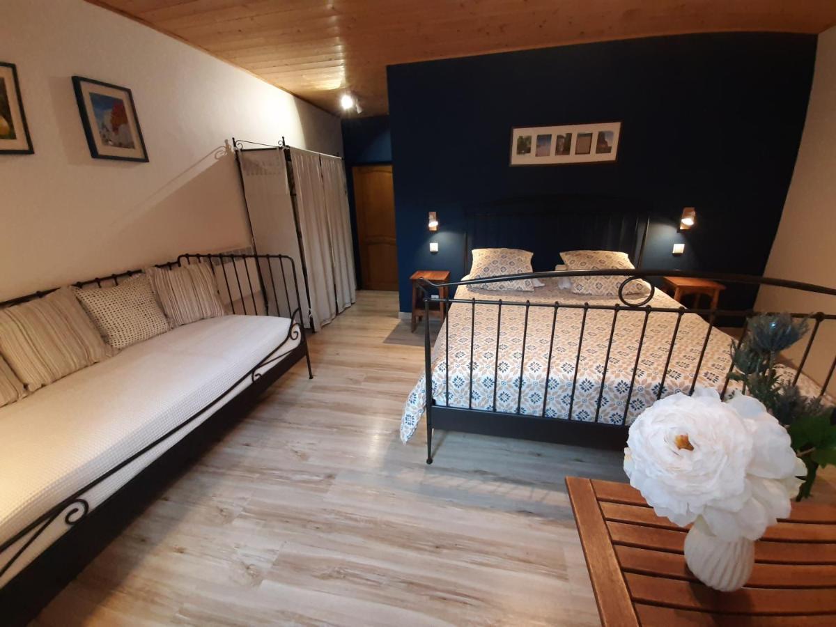 Bed and Breakfast Le Sareymond Menee Экстерьер фото